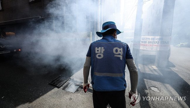 '가을 모기 잡아라' 집중 방역