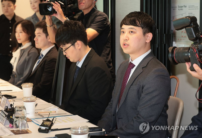 발언하는 한성존 대한전공의협의회 비대위원장